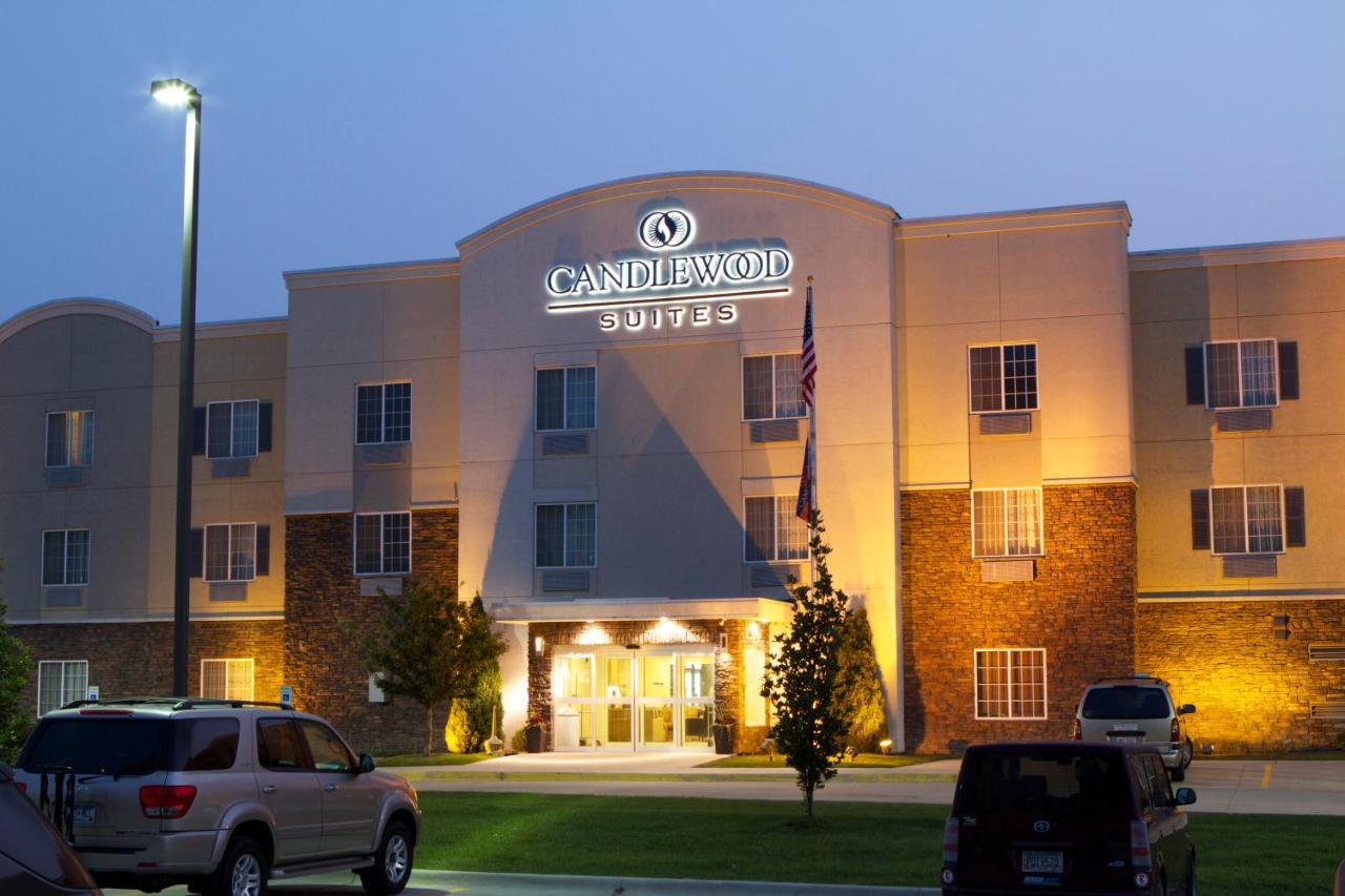 Candlewood Suites Champaign-Urbana University Area By Ihg Dış mekan fotoğraf
