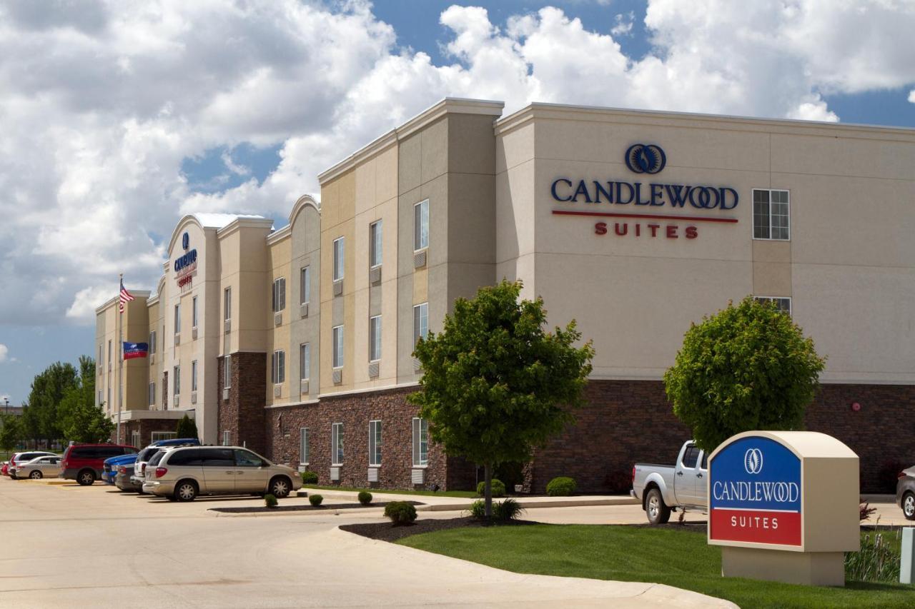 Candlewood Suites Champaign-Urbana University Area By Ihg Dış mekan fotoğraf