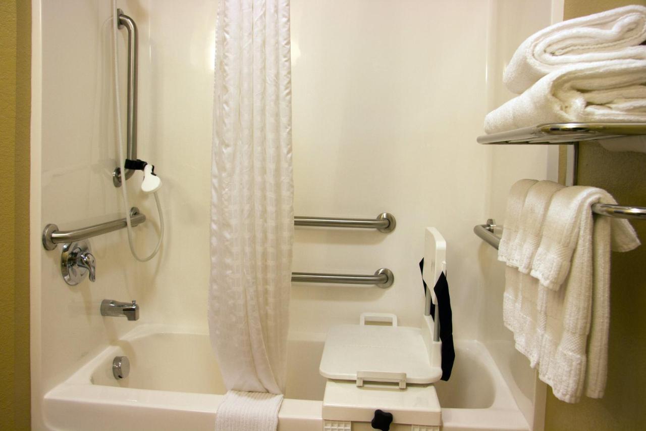 Candlewood Suites Champaign-Urbana University Area By Ihg Dış mekan fotoğraf