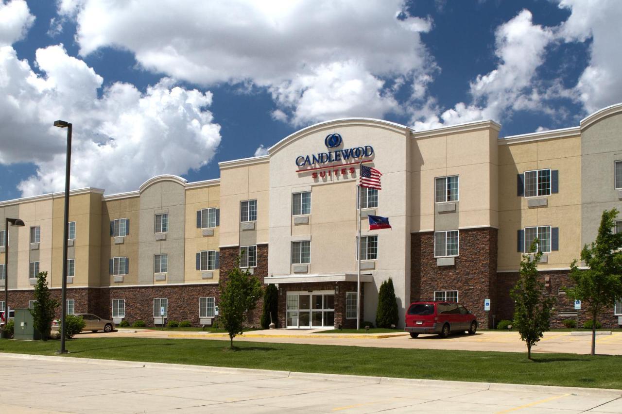 Candlewood Suites Champaign-Urbana University Area By Ihg Dış mekan fotoğraf