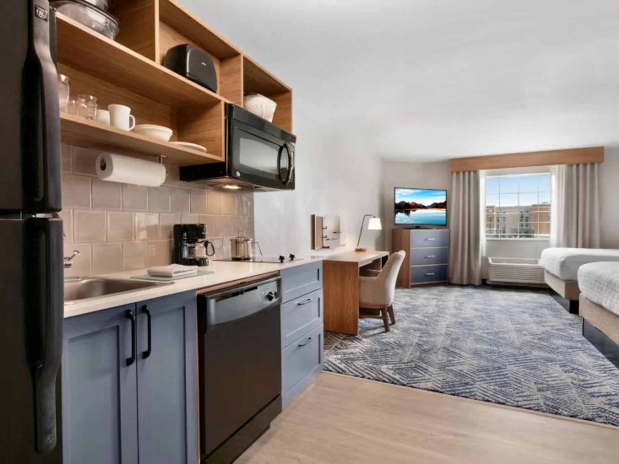 Candlewood Suites Champaign-Urbana University Area By Ihg Dış mekan fotoğraf