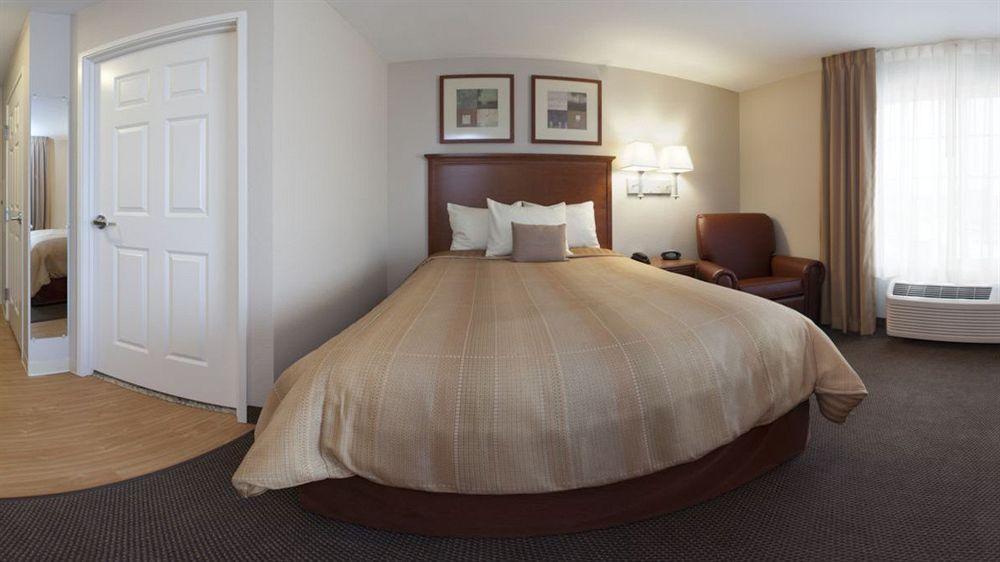 Candlewood Suites Champaign-Urbana University Area By Ihg Dış mekan fotoğraf